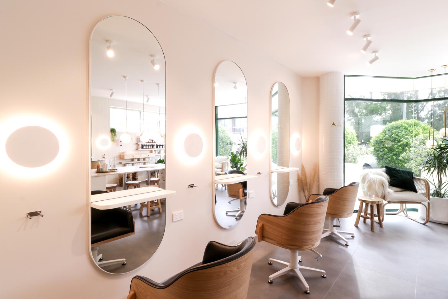 This Oakland Beauty Salon Elevates The Rituals Around   Studio Benicky Salon Interior Boho 