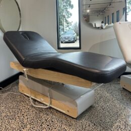 Naggura Sample Midnight 3 Motor Treatment Table - Ex Demo/Sample
