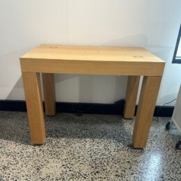 Wireless Charging Table - Seconds